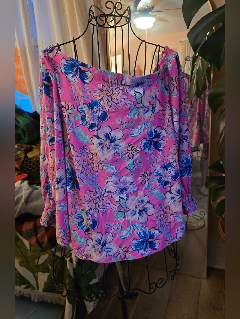 Lilly Pulitzer Lessa Off-The-Shoulder Top Last Bud Not Least Smocked Cuff XL